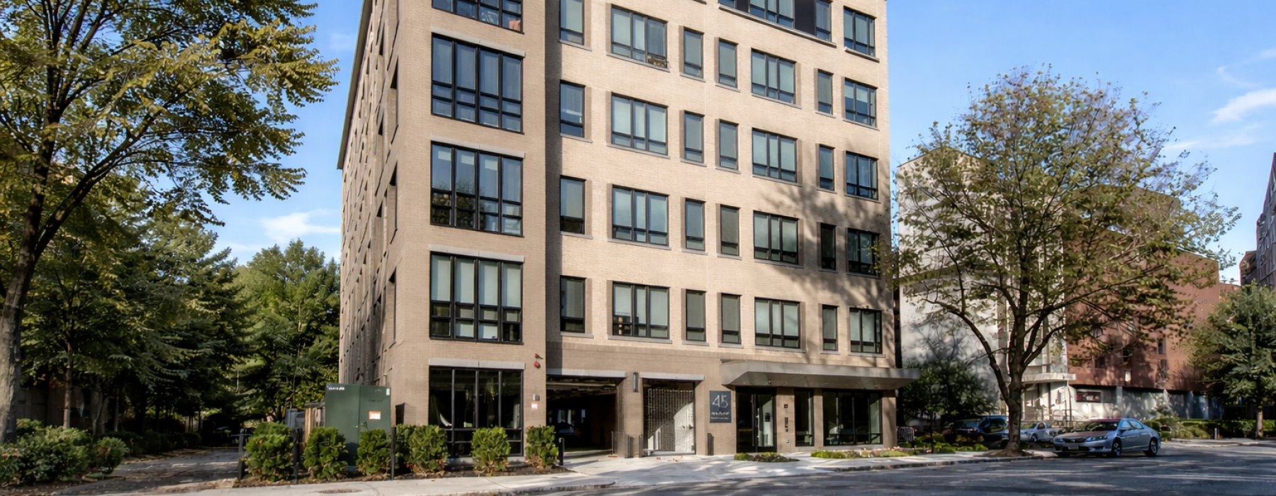 a large building with many windows